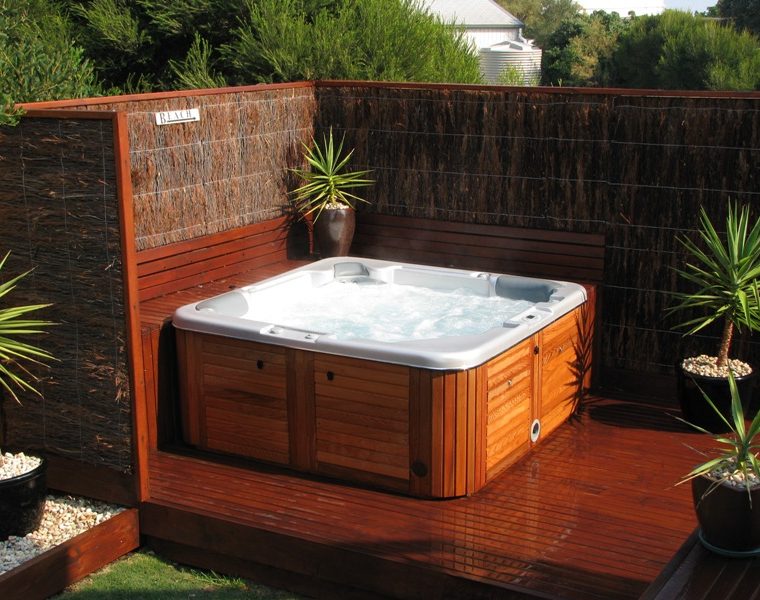spa-baths-backyard